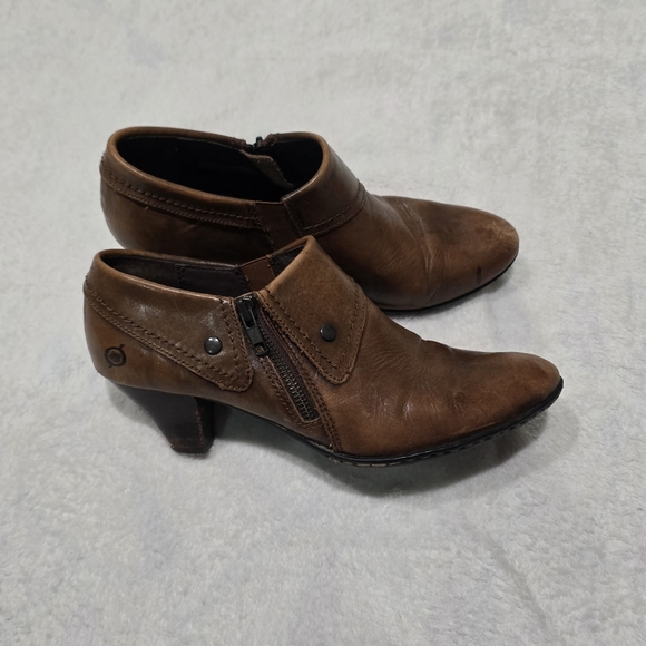 Women's Born Tanya Leather Boots with Heel Fold-Over Side Zip Ankle Size 10 - Picture 3 of 8